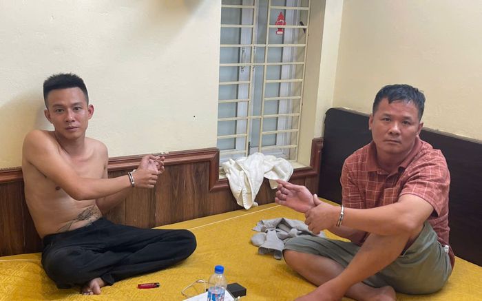 2 nam giới thuê phòng trọ có biểu hiện đáng ngờ, Công an ập vào kiểm tra liền lộ bí mật