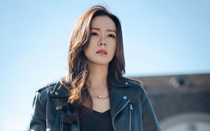 Son Ye Jin bất lực