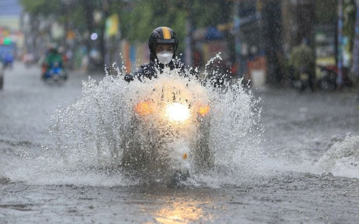 Điểm danh các địa phương mưa lớn bất thường, nguy cơ thiên tai tăng cao?