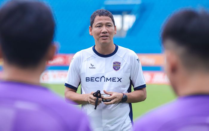 'Chelsea Việt Nam' nói thẳng chuyện lạ 2 ngoại binh chưa trở lại