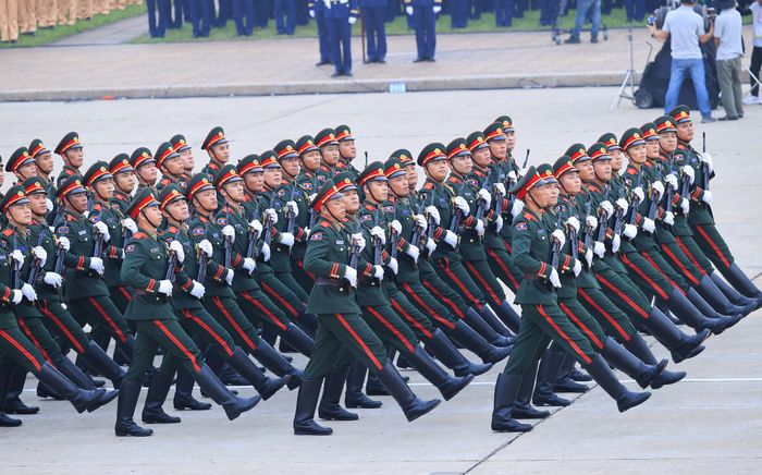 Hình ảnh 4 khối quân đội đến từ Trung Quốc, Liên bang Nga, Lào và Campuchia diễu binh, diễu hành tại A80