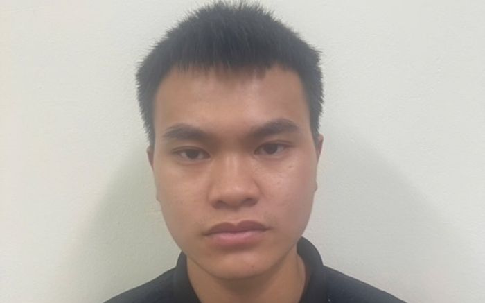 Vụ 'tổng tài chỉ tay ra hiệu đàn em đánh nhân viên quán cà phê': Bắt khẩn cấp một người