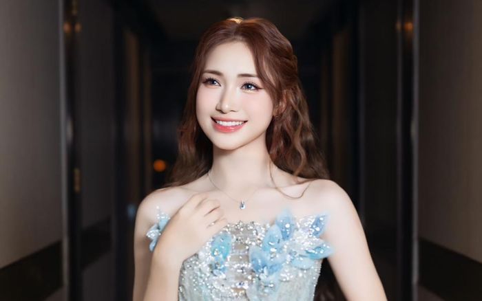 Hành động thiết thực của Hòa Minzy dành cho em trai đang đi thi ở nước ngoài