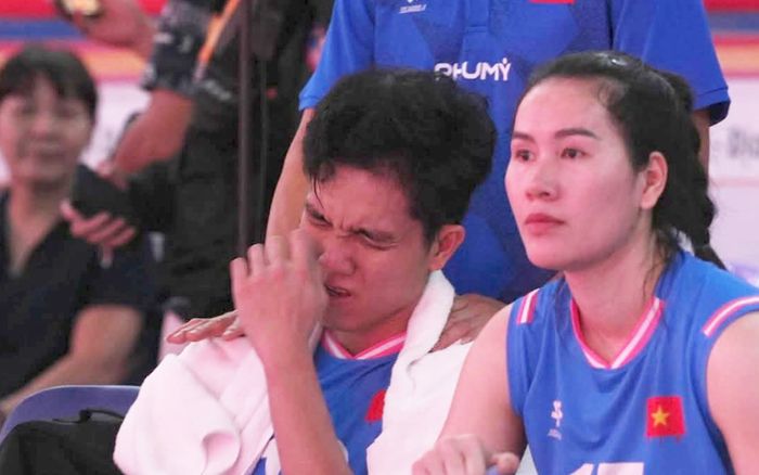 Cay đắng sau quyết định chia tay của Bích Tuyền