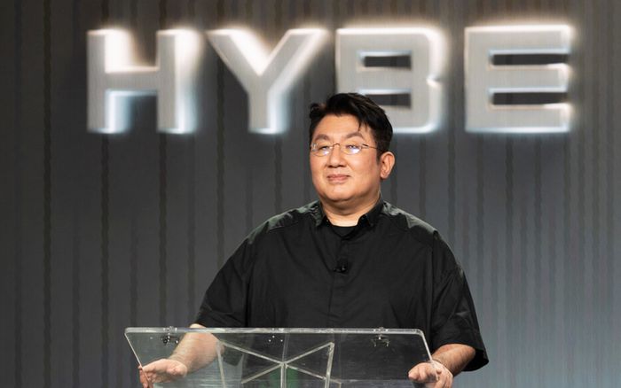 HYBE và bài toán rủi ro: Bang Si Hyuk được lợi, nghệ sĩ chịu thiệt