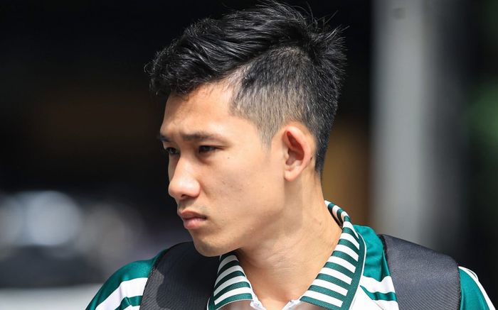 Đã đến lúc dừng lại với tiền vệ Hai Long