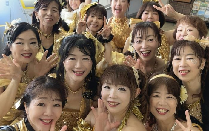 Nhóm nhạc nữ có tất cả thành viên đều trên 50 tuổi, các đêm diễn luôn trong tình trạng 'cháy vé'