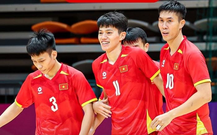 Tuyển Việt Nam toàn thắng ở Trung Quốc