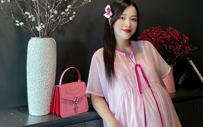 Mẹ bỉm Puka gây choáng với sắc vóc hậu sinh con