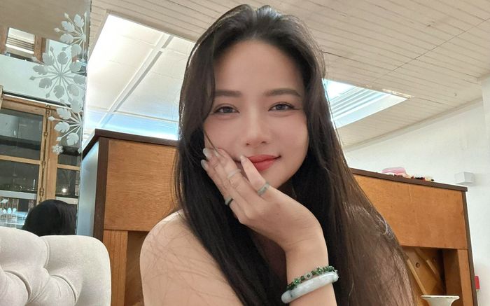 Choáng trước nhan sắc hiện tại của nữ người mẫu Việt từng hơn 80kg