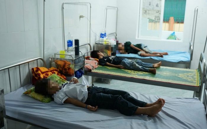 Hiệu trưởng lên tiếng trước thông tin hiệu phó ngăn cản đưa học sinh ngộ độc đi viện