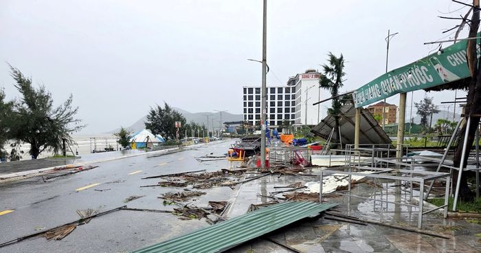 Bão số 10 gây thiệt hại lớn tại Nghệ An