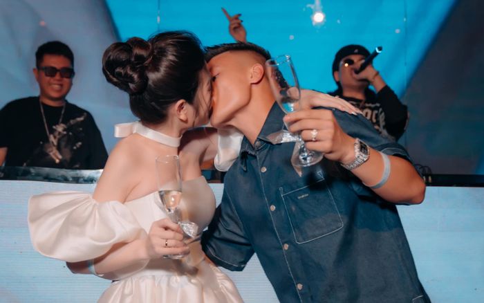 Quang Hải giữ lời hứa đặc biệt với vợ Chu Thanh Huyền