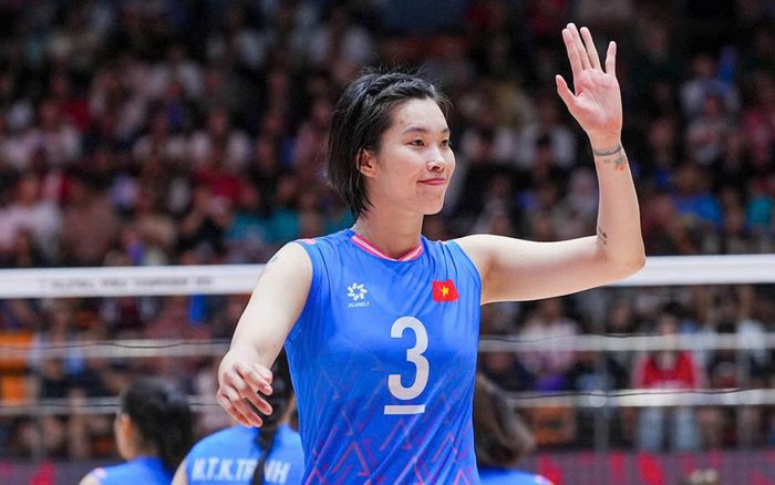 Không phải Bích Tuyền, Thanh Thúy sẽ xuất ngoại