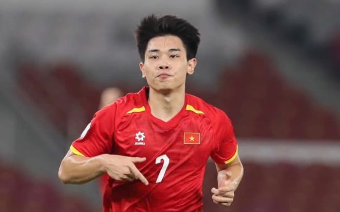 Tiền đạo Đình Bắc quá hay