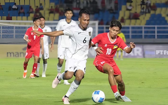 Liên đoàn Bóng đá châu Á thốt lên một điều khi Indonesia hòa Lào