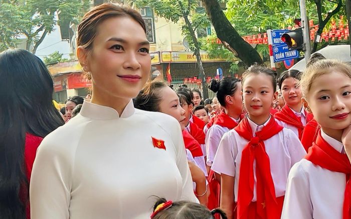 Mỹ Tâm được gì sau màn trình diễn 'để đời' tại Quảng trường Ba Đình?