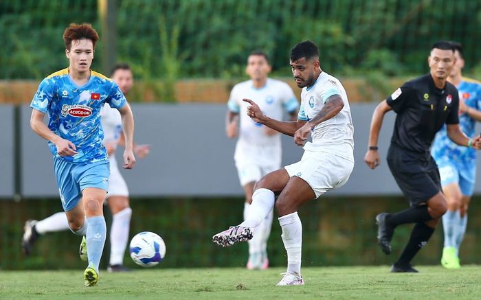 CĐV Indonesia phản ứng trận thua đậm của tuyển Việt Nam