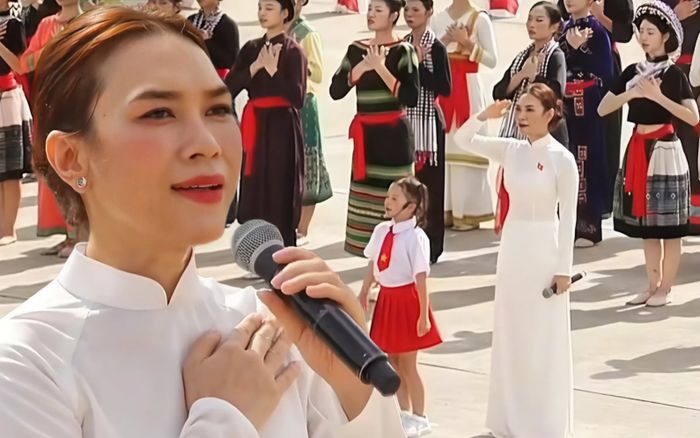 Danh tính người đàn ông đặc biệt với Mỹ Tâm ở lễ diễu binh 2/9