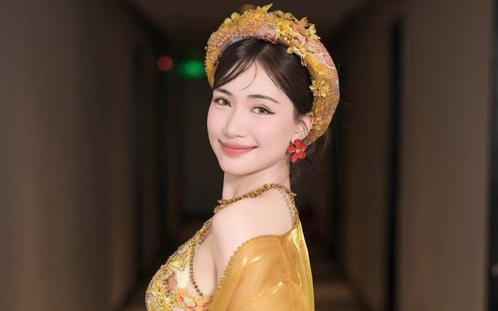 Hòa Minzy thông báo nóng về con số 1 tỷ