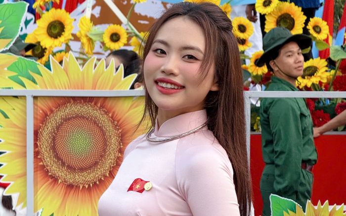 Phương Mỹ Chi khi được hát tại Quảng trường Ba Đình: 'Run gần chết luôn'?