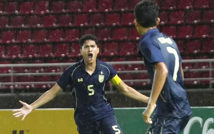 U23 Thái Lan hòa kịch tính, phải quyết đấu Malaysia