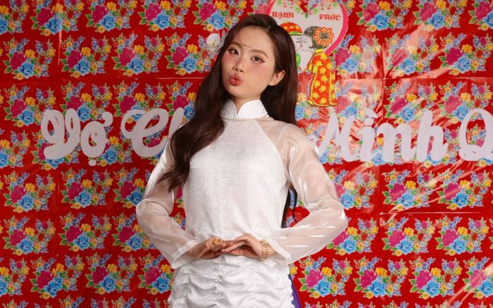 Phương Mỹ Chi đang đi sai đường?