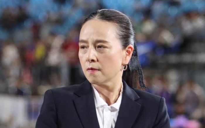 Madam Pang phản ứng khi Thái Lan thua 9 cầu thủ Iraq