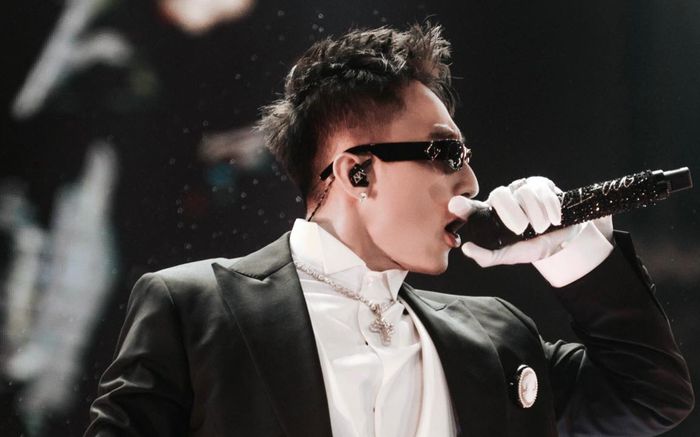 Người thân cận với Sơn Tùng đăng đàn tiết lộ bí mật khiến ai cũng há hốc mồm