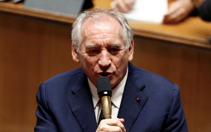 Thủ tướng Pháp bị phế truất