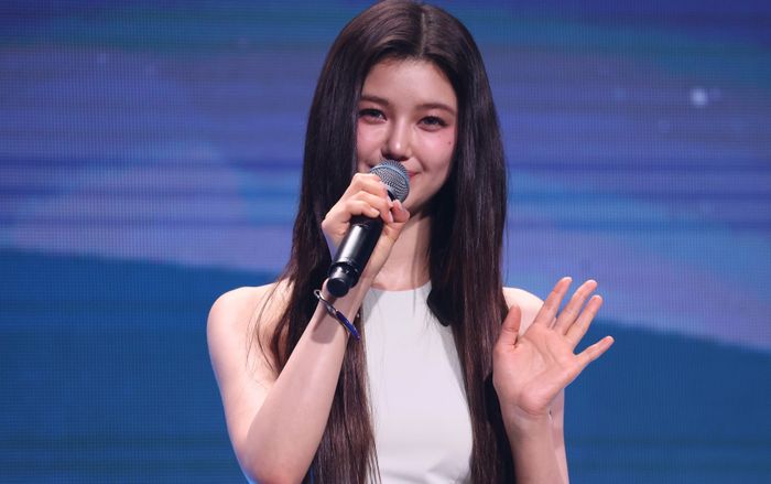 Sự im lặng của Danielle (NewJeans) giữa căng thẳng với ADOR: Chiến lược hay dấu hiệu bất ổn?