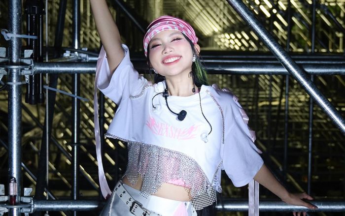 Hình ảnh khó tin của Phương Mỹ Chi