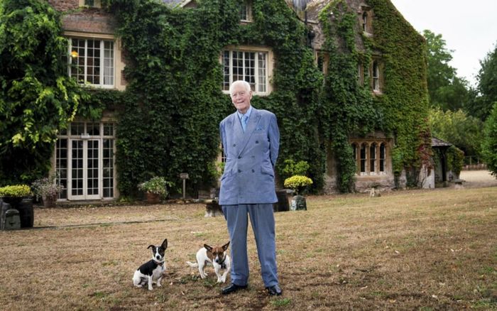 Tỷ phú 79 tuổi thông báo tuyển vợ trẻ, mỗi năm chu cấp 1,5 tỷ đồng