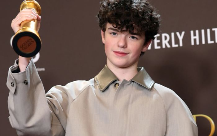 Sao nam Adolescence Owen Cooper lập cú hattrick giải thưởng chưa từng có với Quả Cầu Vàng