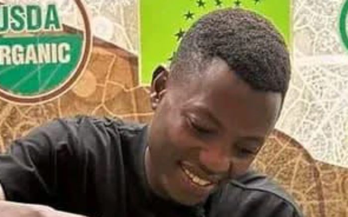 Chiếc đồng hồ của Lindo