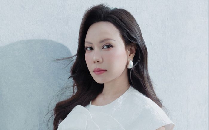 Cách Việt Hương kiếm tiền