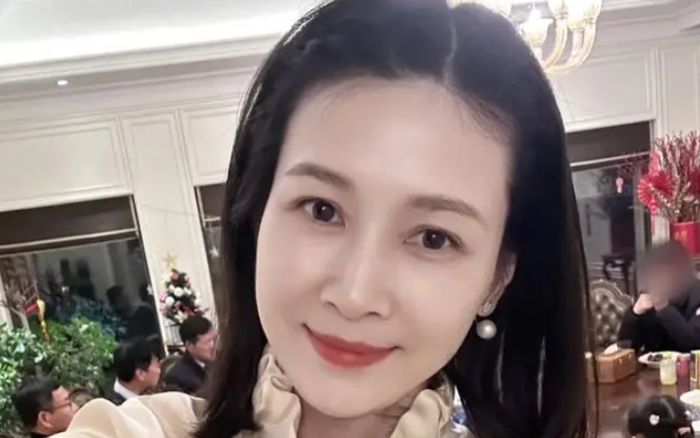 Tình cảnh hiện tại của diễn viên Đồng Lôi ở tuổi 46: Chồng đi tù, nợ chồng chất hơn 500 tỷ, phải đưa con về quê ở ẩn