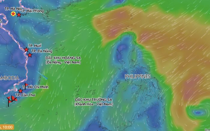 Xuất hiện áp thấp nhiệt đới gần Biển Đông, dự báo có thể mạnh lên thành bão
