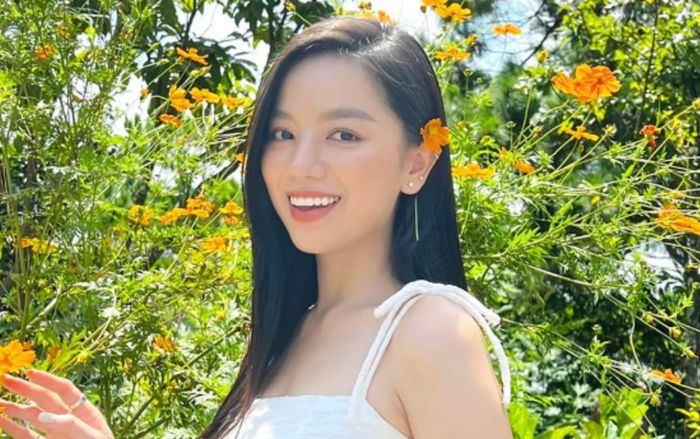 Xe sang của mỹ nhân Mưa Đỏ