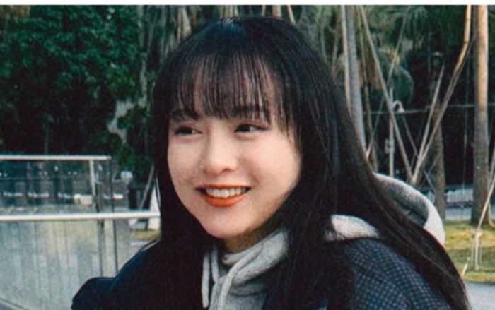 Nữ hoạt náo viên nỗ lực kiểm soát cân nặng trong thai kỳ