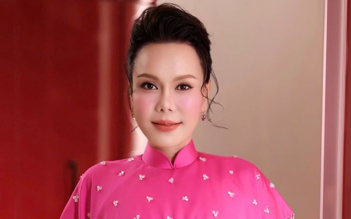 Việt Hương thắng lớn