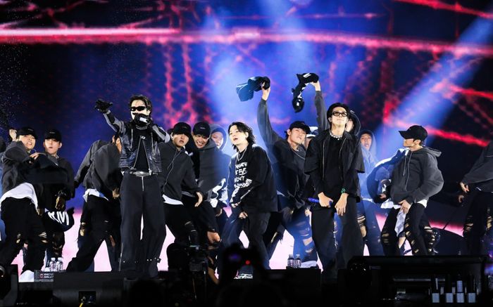 Loạt khách sạn tại Hàn Quốc bị chỉ trích vì tăng giá kịch liệt trong thời gian BTS lưu diễn