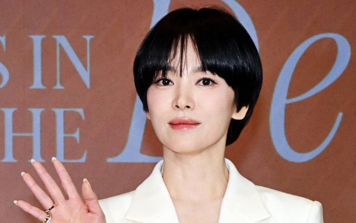 Nhan sắc khác lạ tuổi U50 của Song Hye Kyo