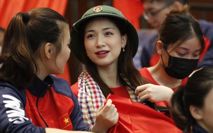 Hòa Minzy tuyên bố gây chú ý sau khi U23 Việt Nam chiến thắng ngoạn mục