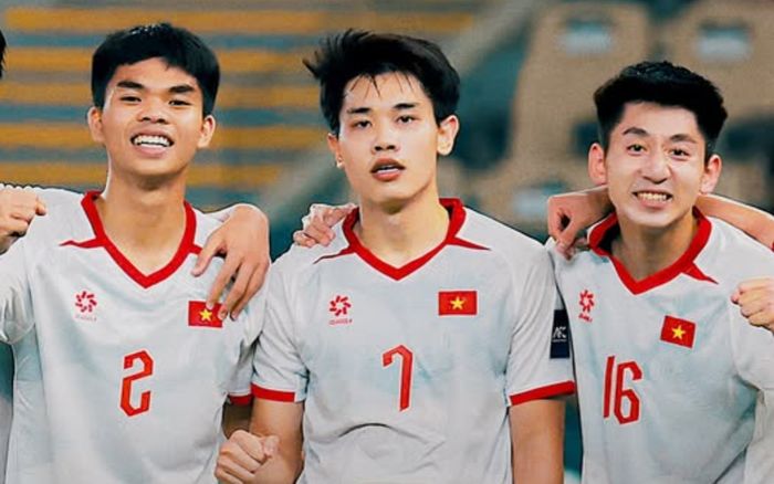 Đằng sau bài đăng của Dortmund, Tottenham về U23 Việt Nam