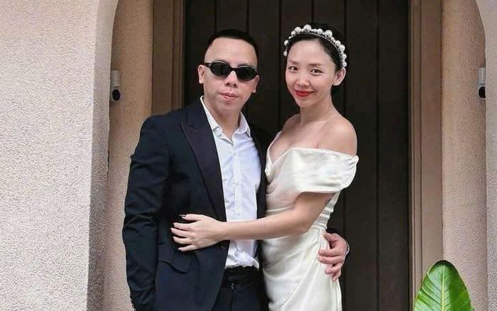 Loạt động thái lạ của Tóc Tiên và Hoàng Touliver trước khi công bố tin ly hôn