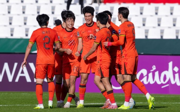 CĐV Việt Nam đồng loạt tìm kiếm đối thủ của U23 Việt Nam ở trận bán kết