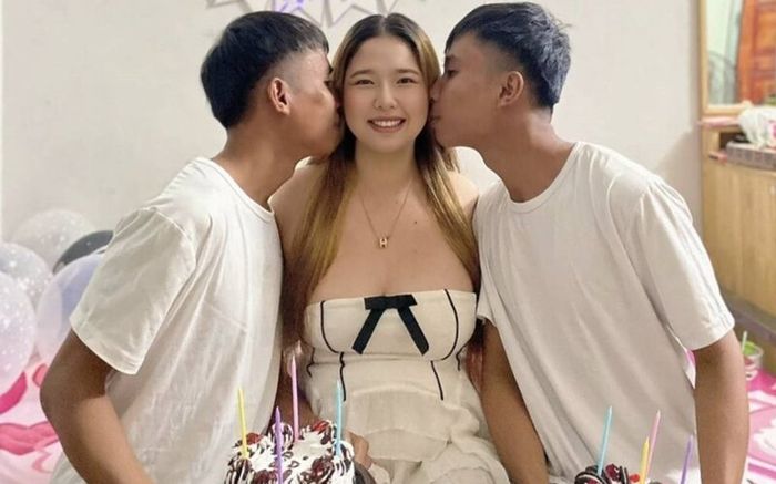 Cô gái công khai yêu 2 anh em sinh đôi cùng lúc, bị chỉ trích dữ dội