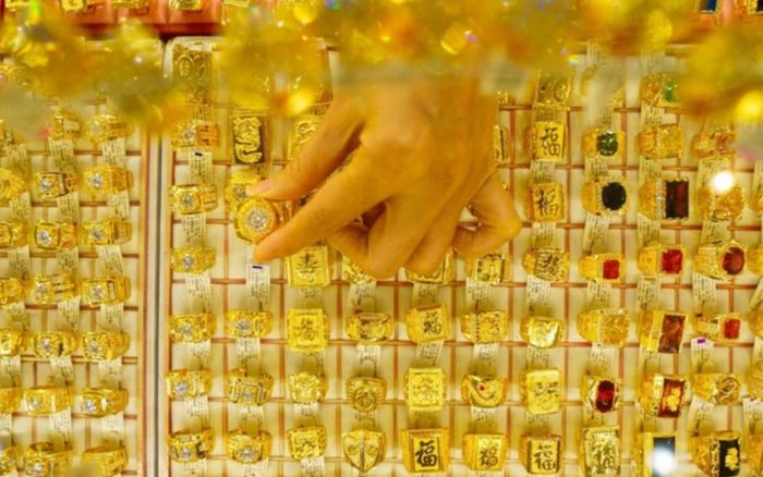 Tin tài chính hôm nay 19/1: Vàng, bạc lập đỉnh mới, USD giằng co