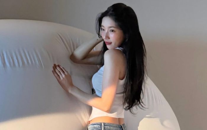 'Tình đầu quốc dân' Suzy tung ảnh khoe vóc dáng bốc lửa ở tuổi 32